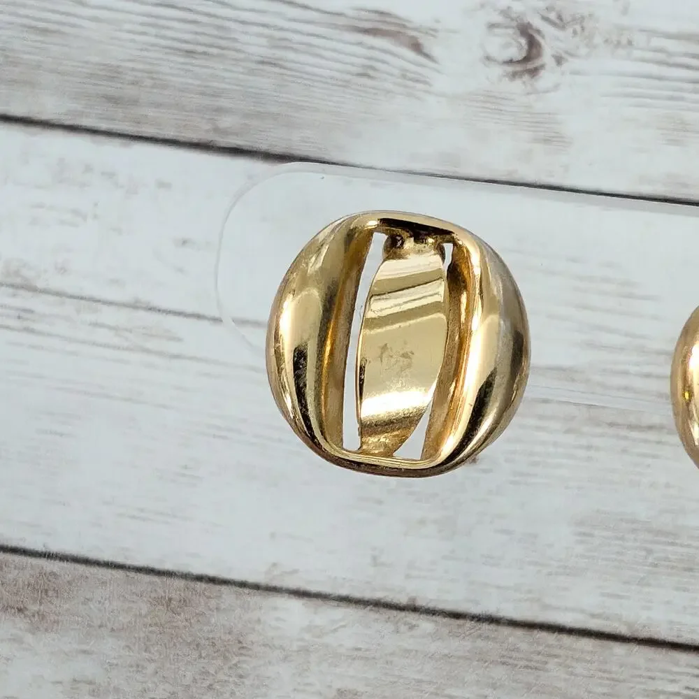 Vintage Screw Back Earrings - Gold Tone Stylish 0.75